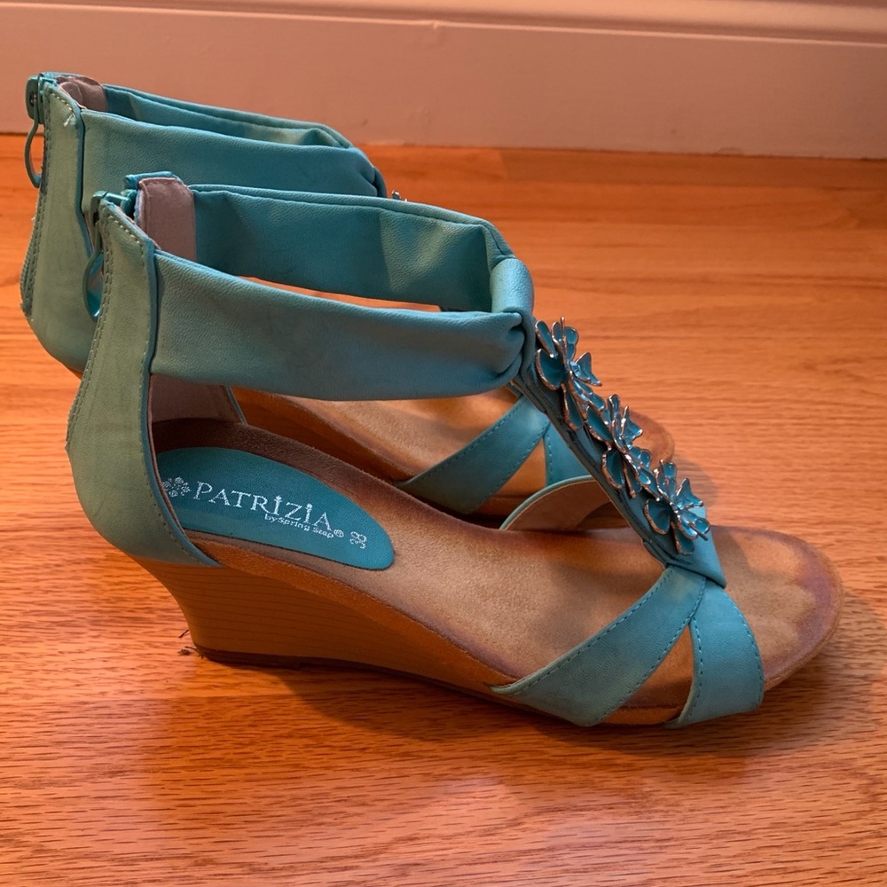 Patrizia by Spring Step Wedges - Picture 4 of 9